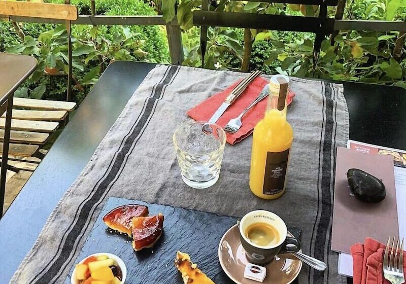 Отель La Cour Sainte Catherine Demeure De Charme