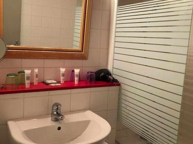 Отель La Cour Sainte Catherine Demeure De Charme