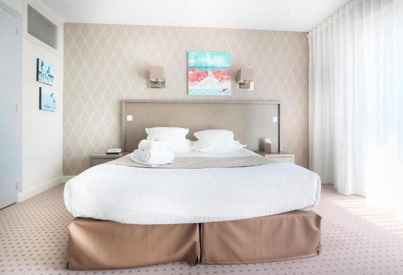 ホテル Hôtel La Petite Sirène Quiberon