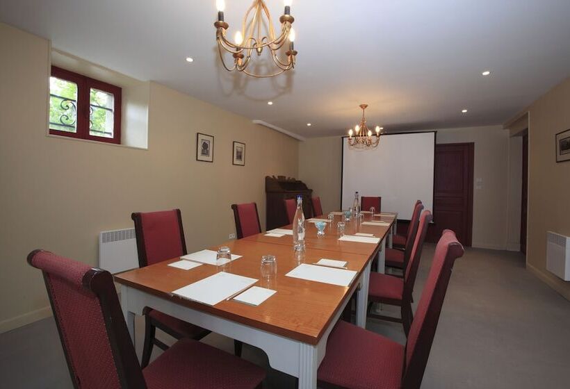 Отель La Villa De Mazamet