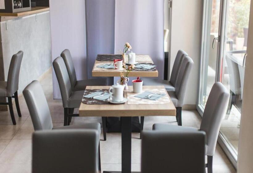 בית מלון כפרי Le Dormeur