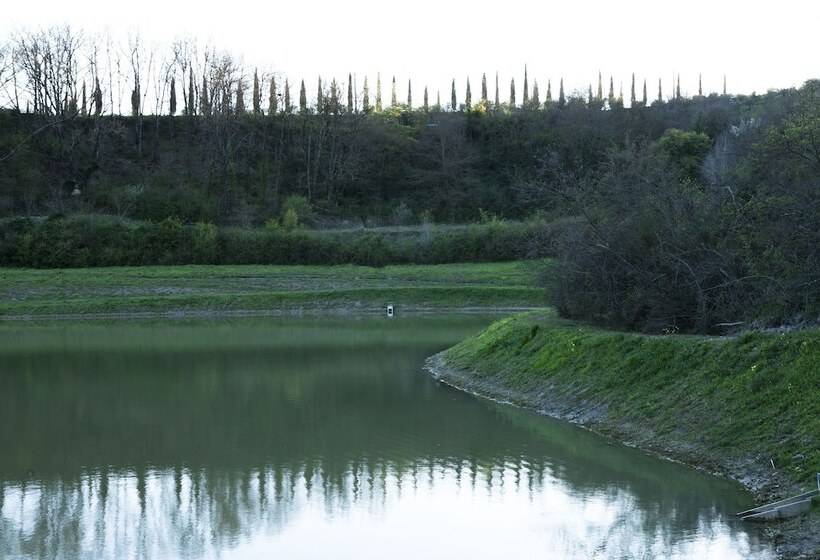 هتل Le Mandrie Di Ripalta