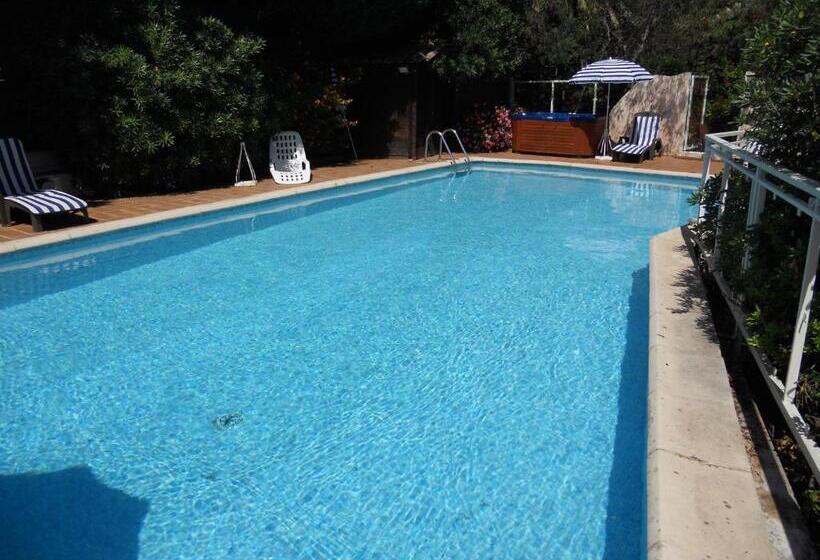 בית מלון כפרי Le Patio