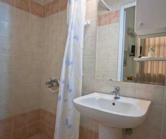 בית מלון כפרי Lena