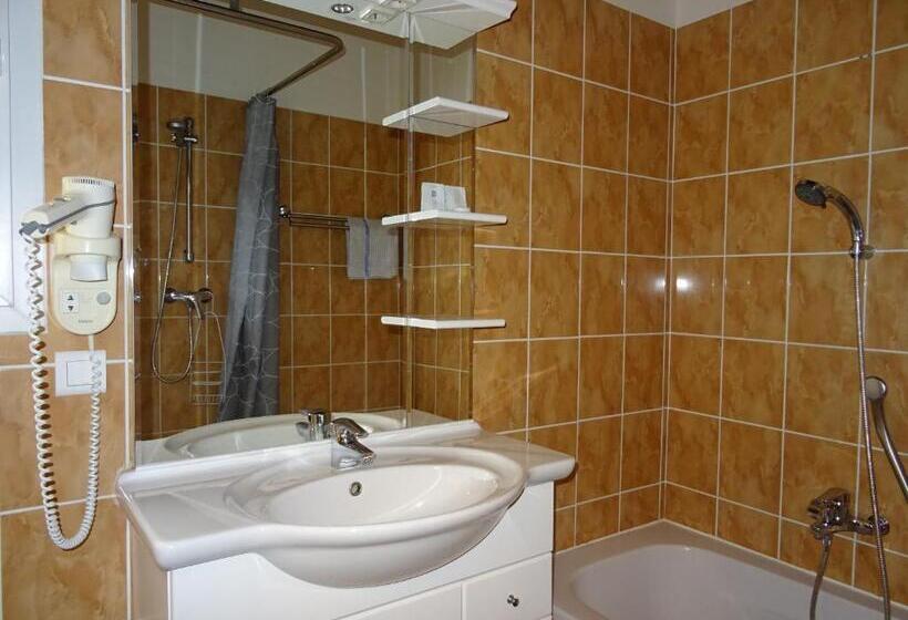 בית מלון כפרי Les Chambres D Hotes Au Bois Fleuri