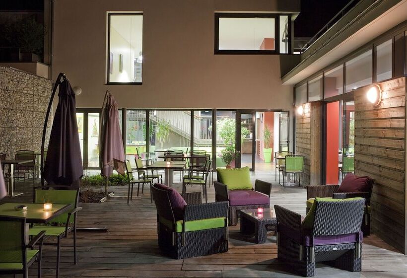 호텔 Logis Hôtel Terre De Loire