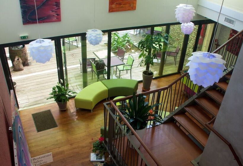 호텔 Logis Hôtel Terre De Loire