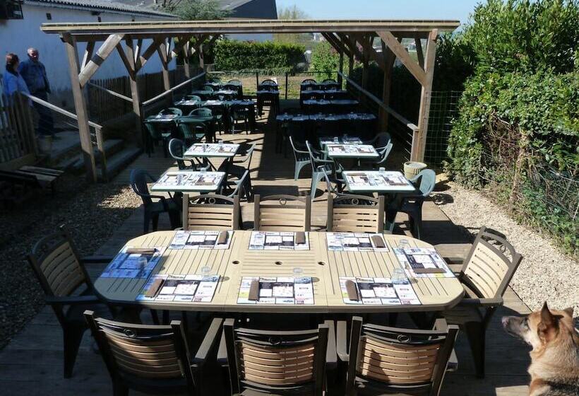 ホテル Hôtel L Escale