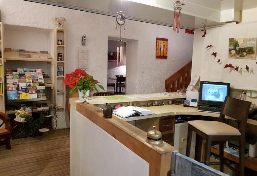 בית מלון כפרי Logis Hôtel Restaurant Les Carillons