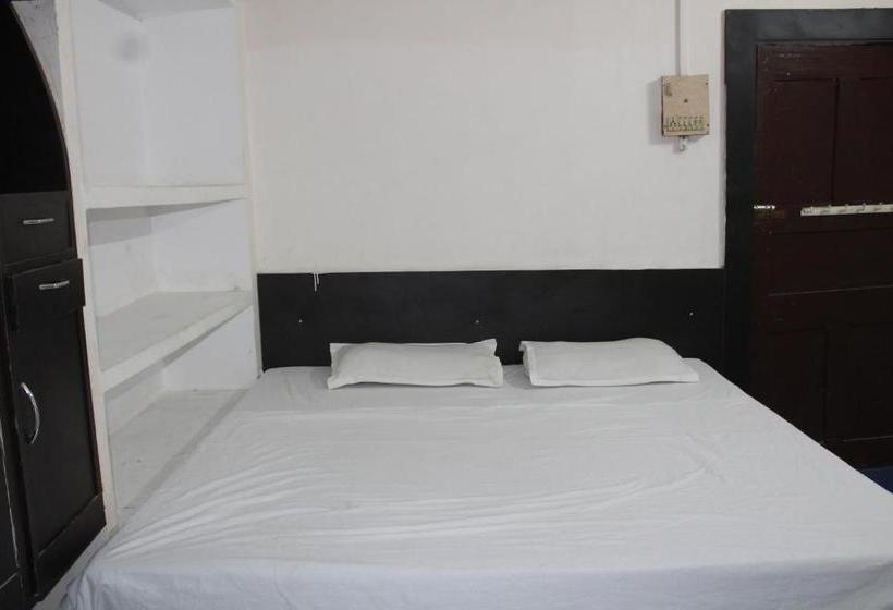 בית מלון כפרי Om Guest House