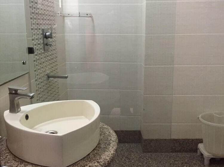 Отель Mahalakshmi Palace