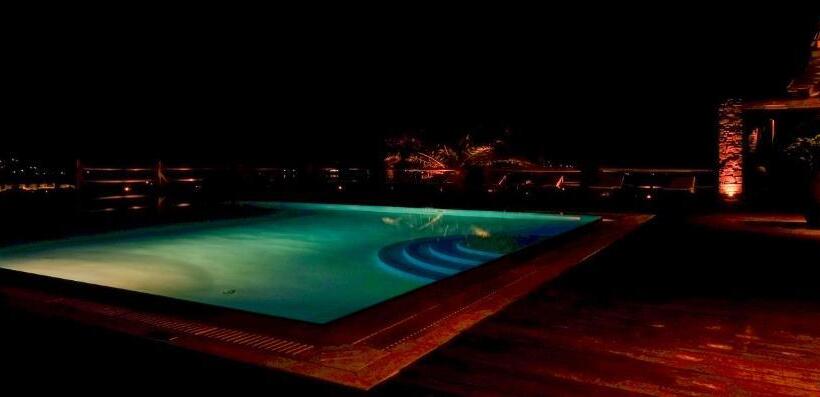 酒店 Maryo Village