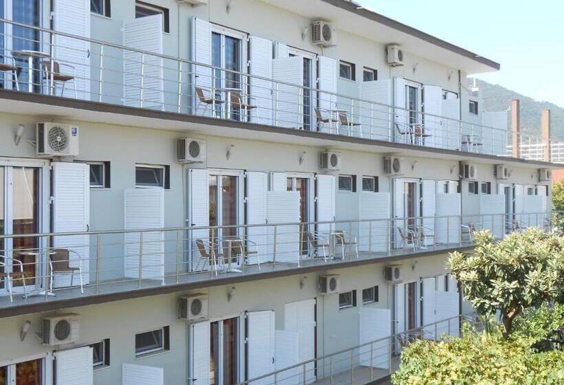 ホテル Neon Astron