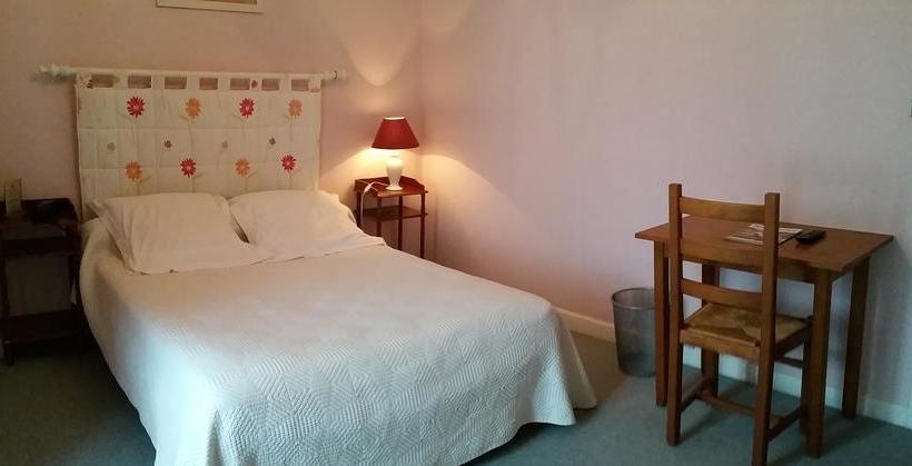 בית מלון כפרי A Notre Dame