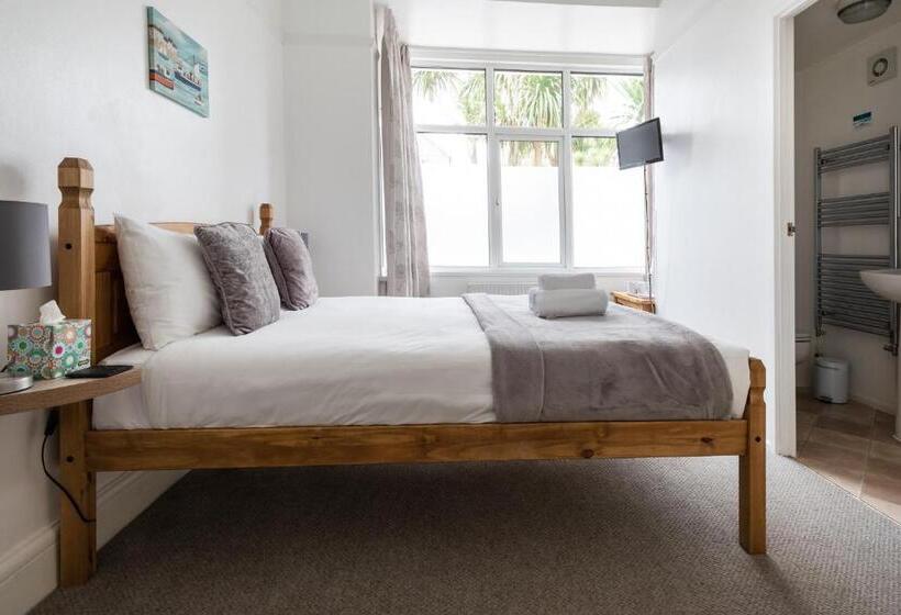 בית מלון כפרי Oasis House