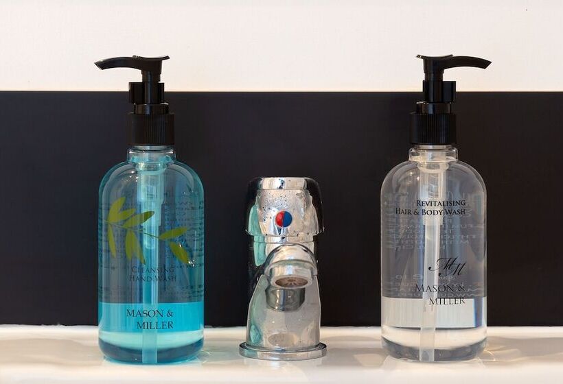 בית מלון כפרי Oasis House