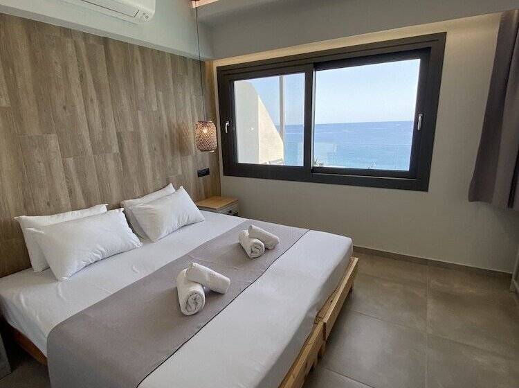 ホテル Ostria Apartments