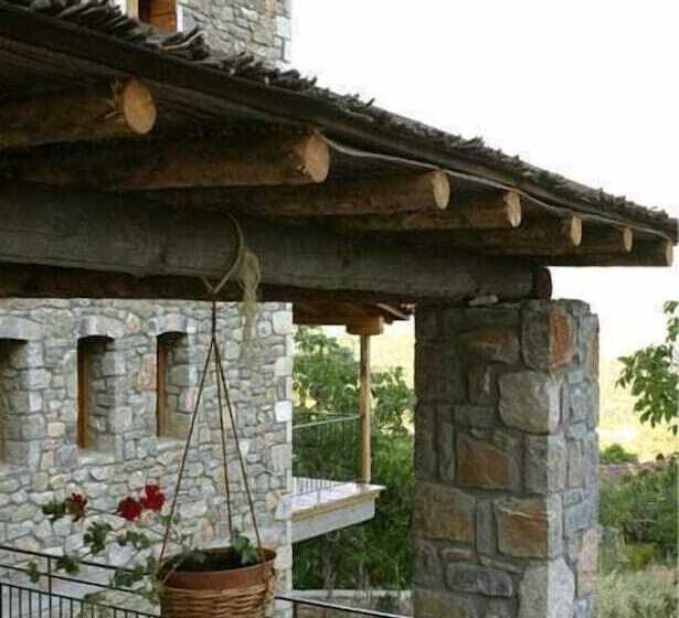 בית מלון כפרי Papanikola