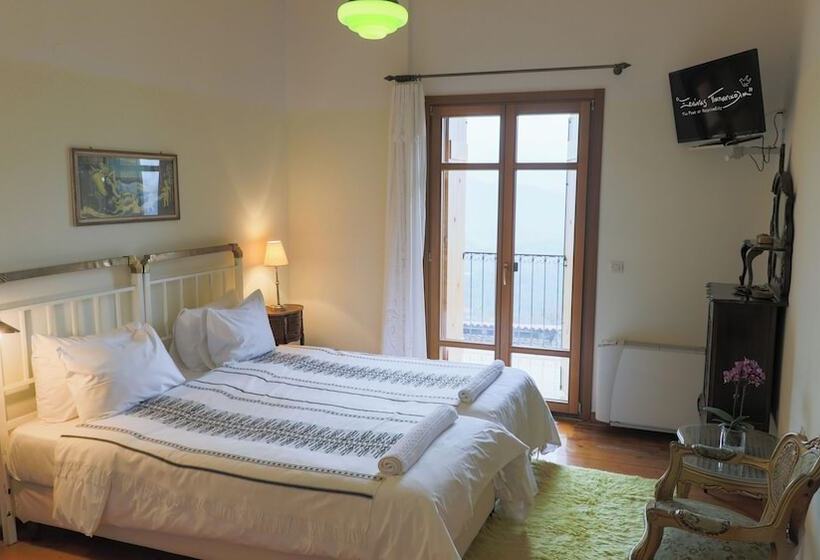 בית מלון כפרי Papanikola