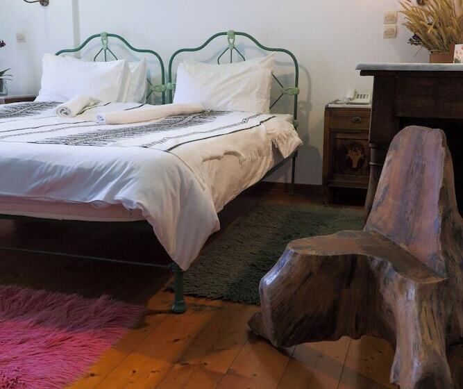 בית מלון כפרי Papanikola