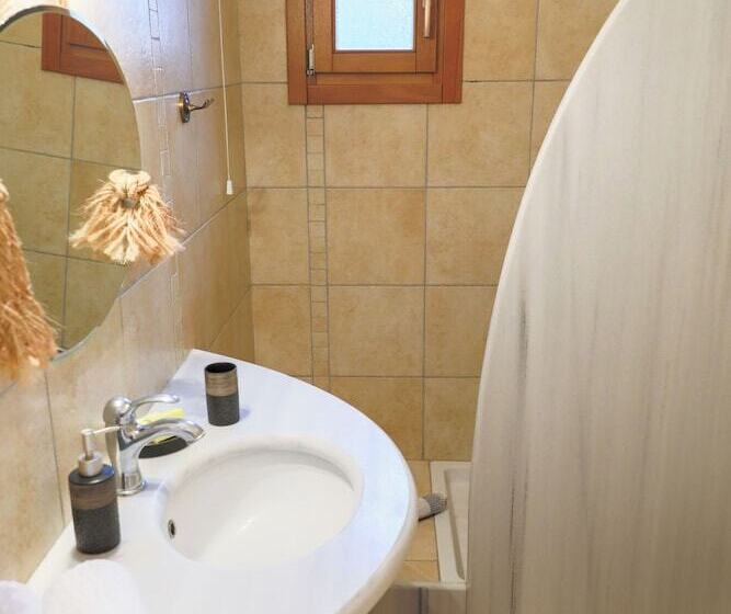 בית מלון כפרי Papanikola