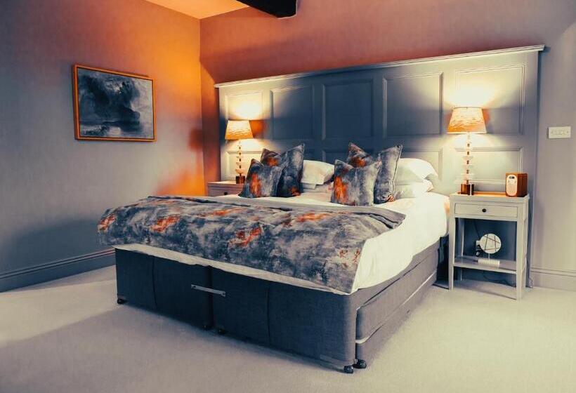 ホテル Plough Inn