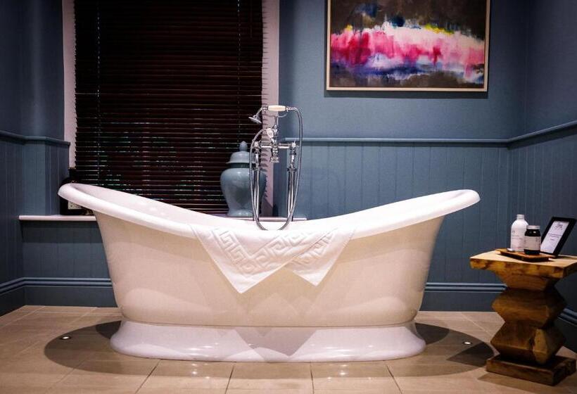 ホテル Plough Inn