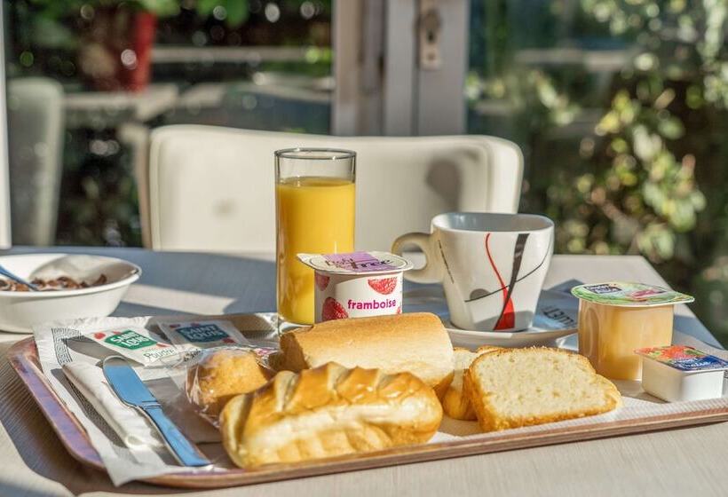 ホテル Première Classe Perpignan Nord   Aéroport