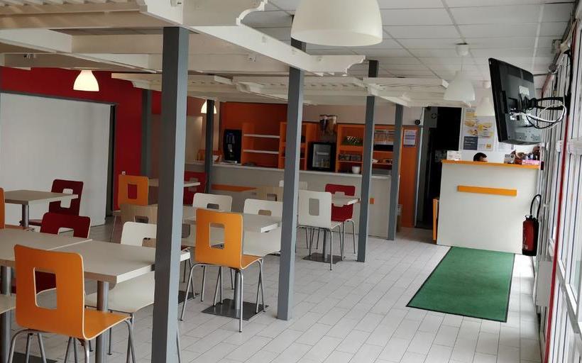 ホテル Premiere Classe Coignieres