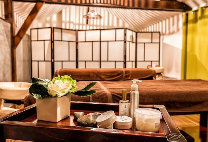 ホテル Resid Spa Loire & Sevre