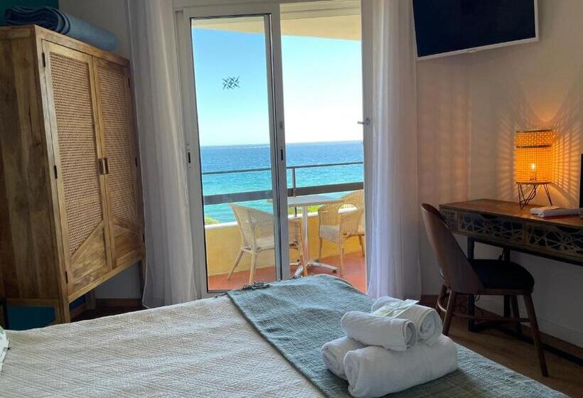 Cap Riviera Hotel & Restaurant Saint Aygulf