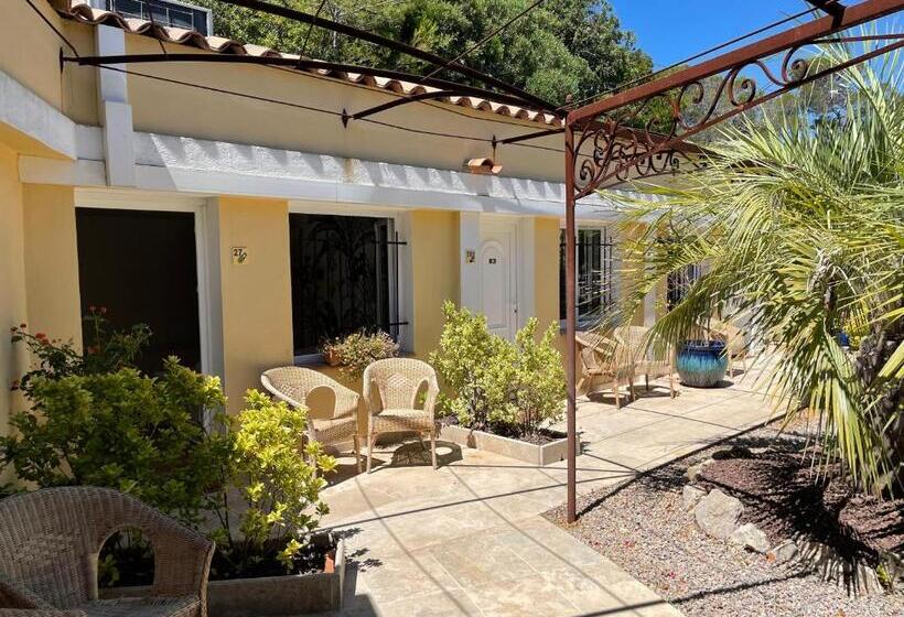 Cap Riviera Hotel & Restaurant Saint Aygulf