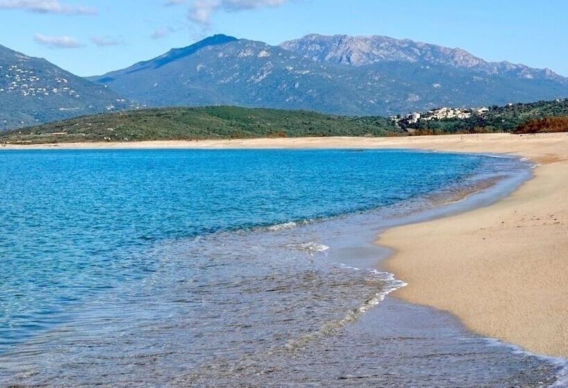 Отель Restaurant Le Bellevue