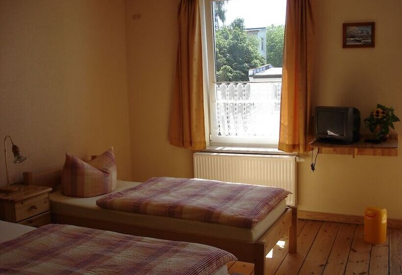 酒店 Rostock übernachtung