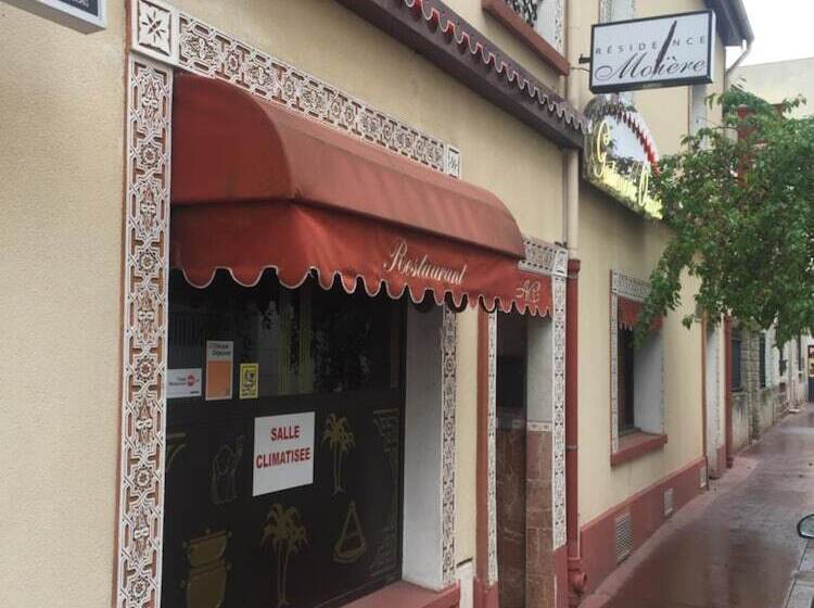 Отель Résidence Molière Hôtel Paris Montrouge