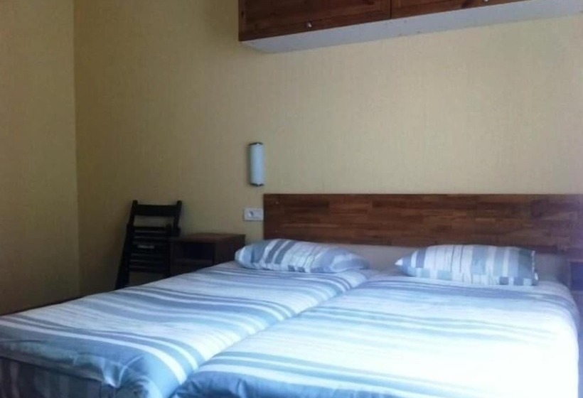 Отель Résidence Molière Hôtel Paris Montrouge