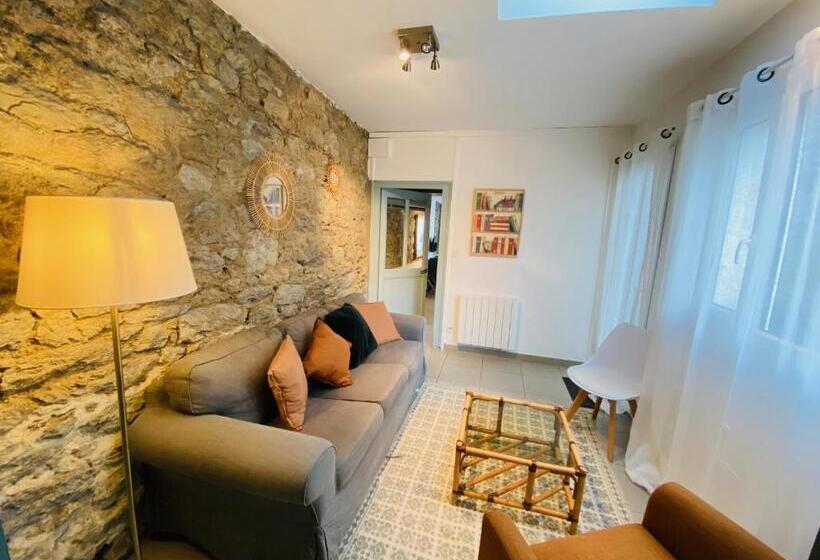 Отель Saintmichel