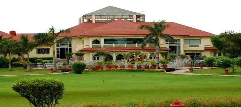 Hotel Shiva Oasis Resort