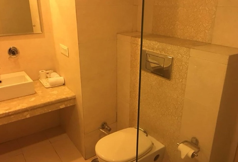 Hotel Shiva Oasis Resort