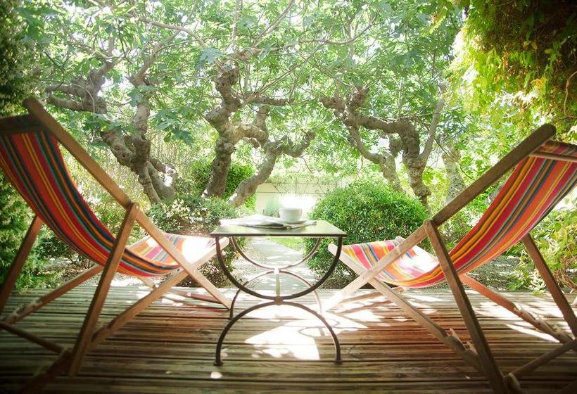 בית מלון כפרי Hôtel Sous Les Figuiers   Piscine, Parking, Centre Ville