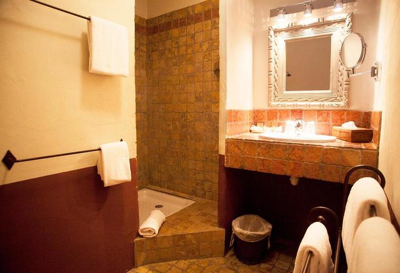 בית מלון כפרי Hôtel Sous Les Figuiers Piscine, Parking, Centre Ville