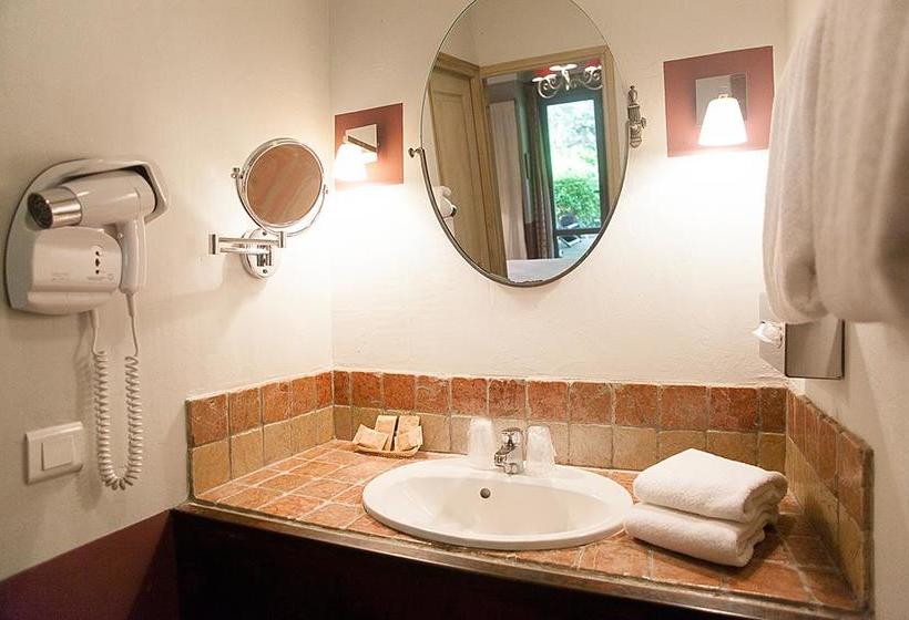 בית מלון כפרי Hôtel Sous Les Figuiers   Piscine, Parking, Centre Ville