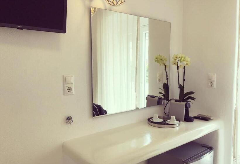 בית מלון כפרי Taki S Guests