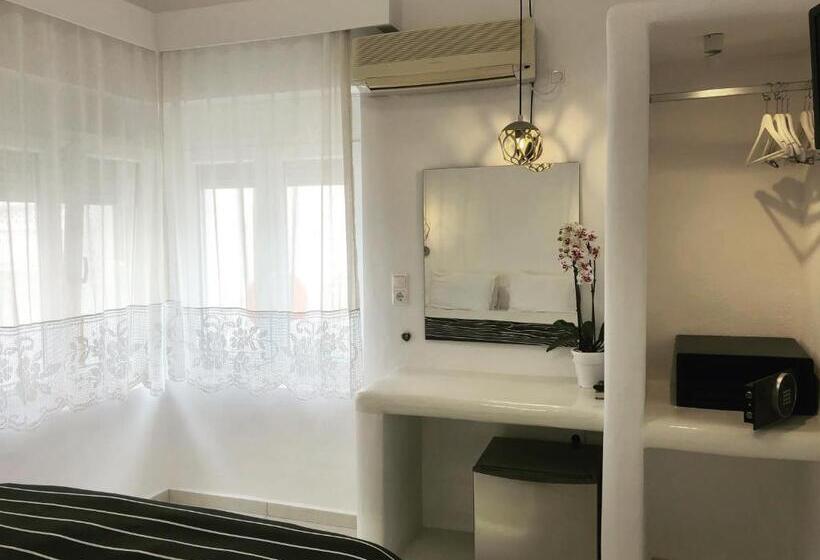 בית מלון כפרי Taki S Guests