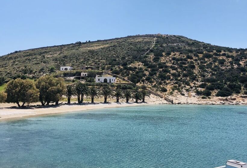 בית מלון כפרי Taki S Guests