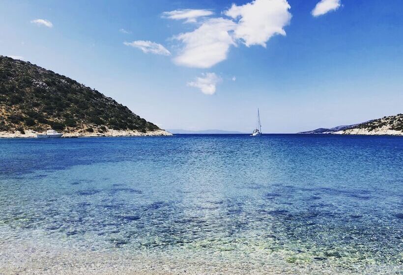 בית מלון כפרי Taki S Guests