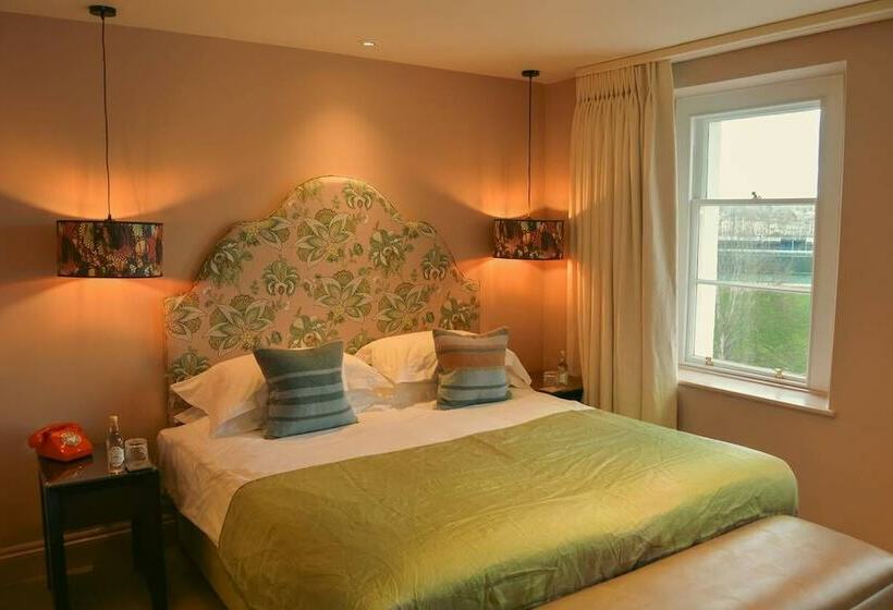 ホテル The Bird Bath