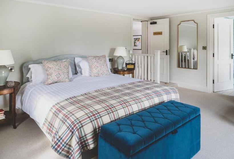 ホテル The Clive Arms