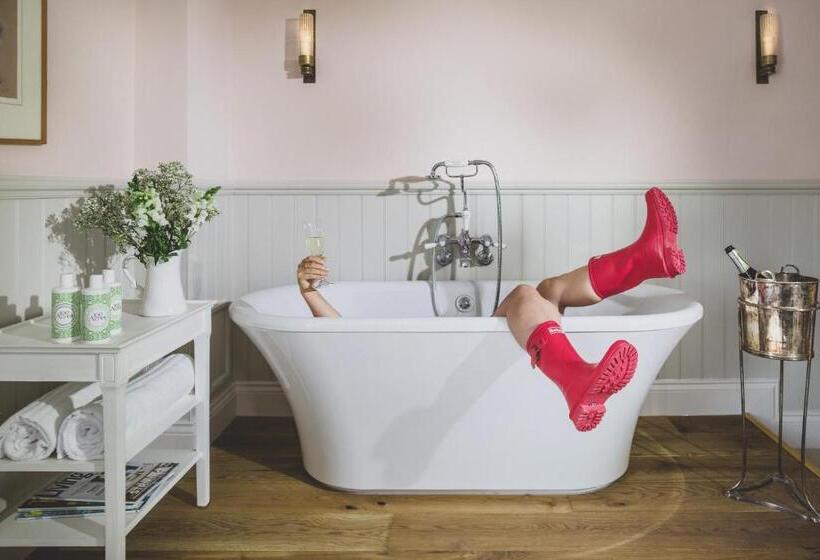 ホテル The Clive Arms