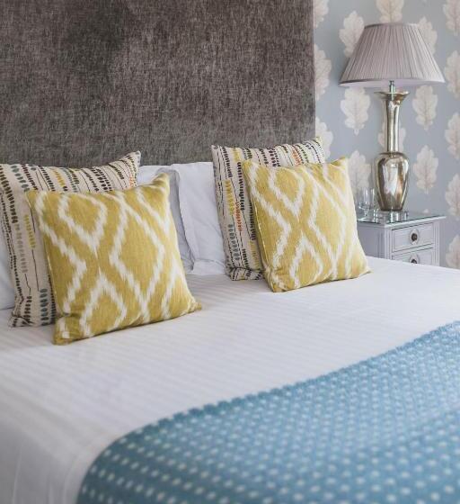 ホテル The Clive Arms